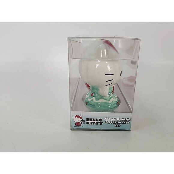 Hello Kitty Christmas Ceramic Salt and Pepper Shakers Sanrio New! 2023 Holiday - Picture 6 of 9